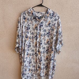 "Open to Offers" Dip White and Blue Casual Button Down Shirt with Floral Pattern